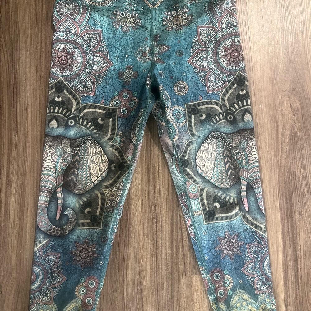 Women's Teal Elephant Print Stretch Leggings